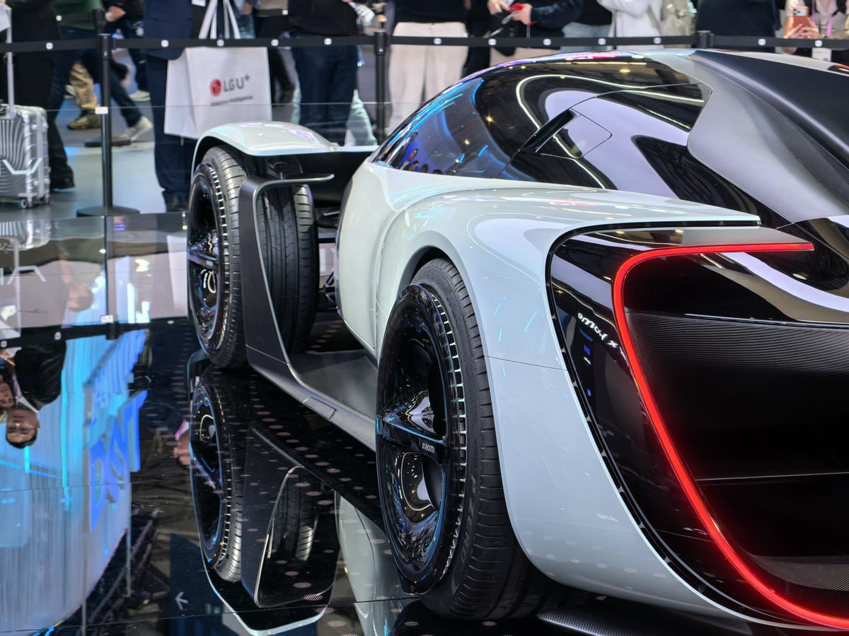  Xiaomi Vision Gran Turismo slika 22.jpg - Ilija Baošić 