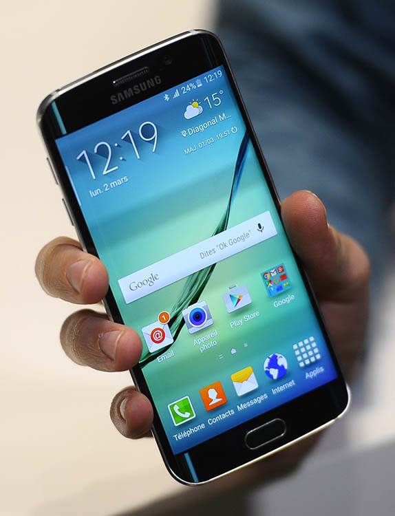   - AP Photo/ Manu Fernades 