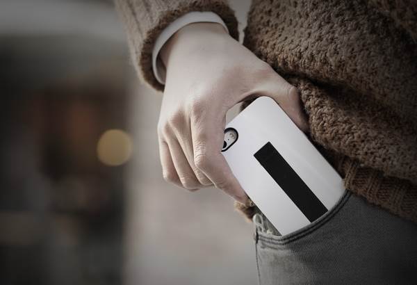   - LAB.C Cable Case/Behance. 