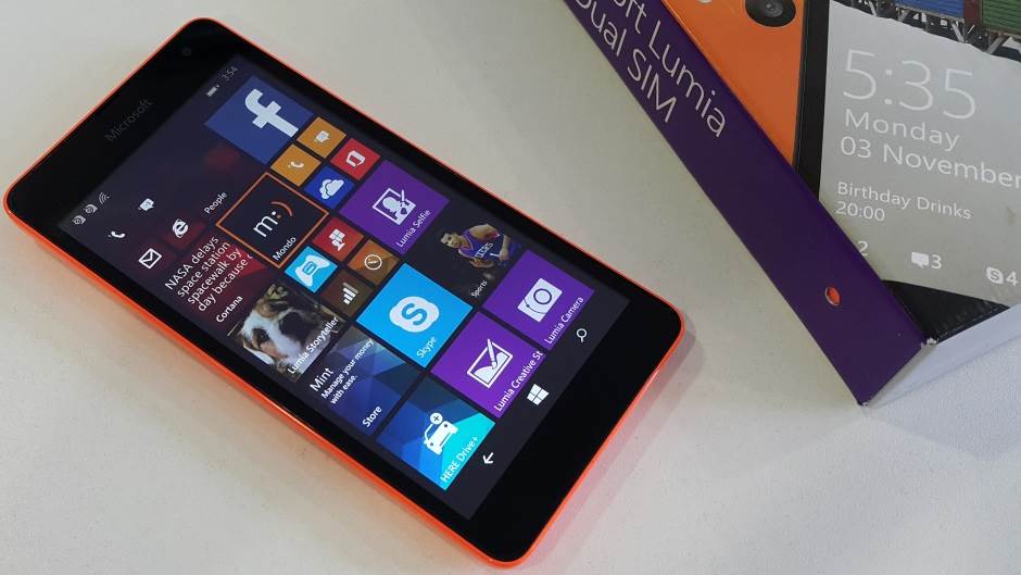  Lumia 535. 