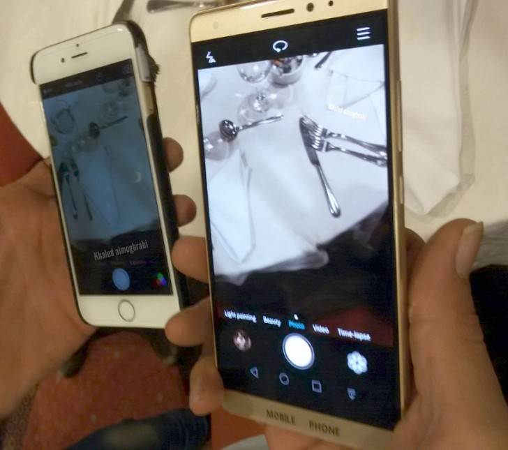   - Huawei/GSMArena.com. 