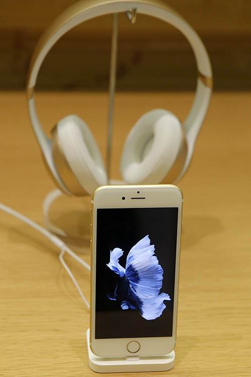   - AP Photo/ Francois Mori 