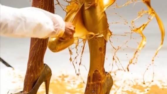   - Screenshot/Youtube 