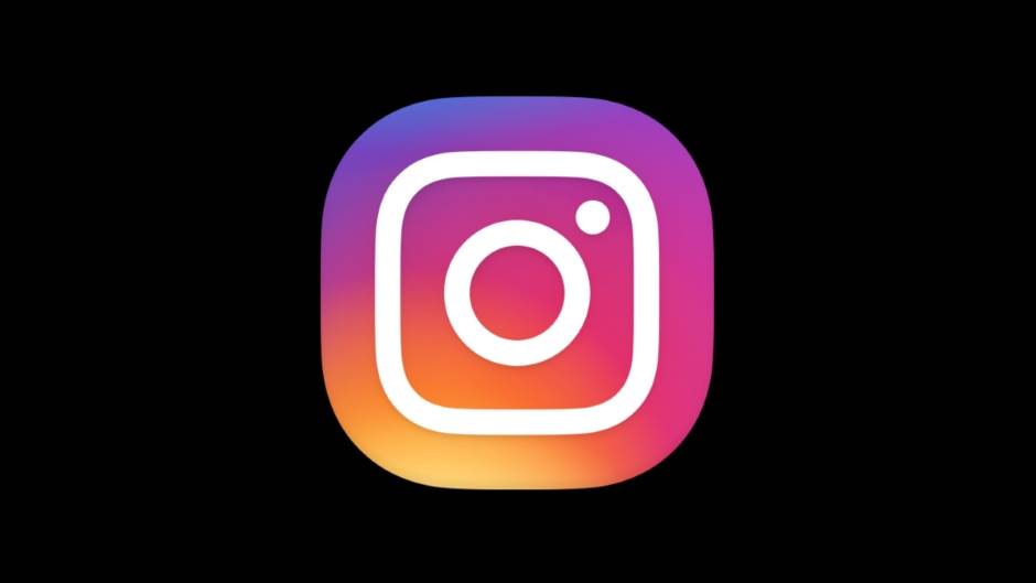   - Instagram/Screenshot 