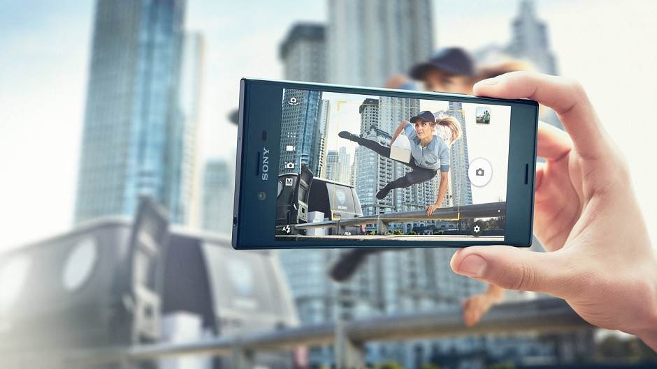 - Promo/Sony Mobile    - Promo/Sony Mobile