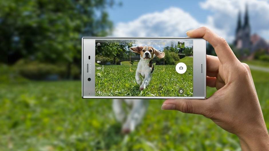 - Promo/Sony Mobile    - Promo/Sony Mobile