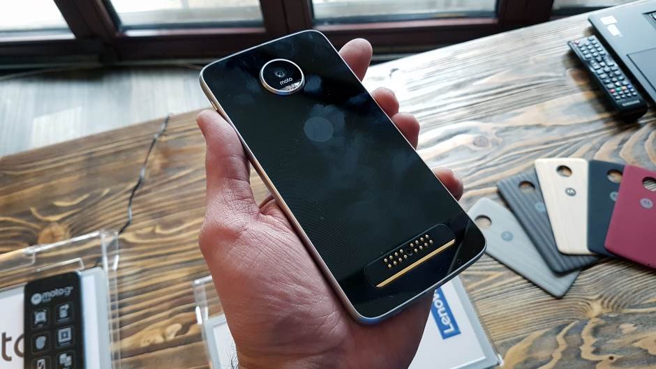   - MONDO portal/Lenovo Srbija 