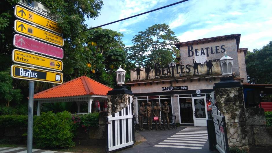 - MONDO/Predrag Vujić    - MONDO/Predrag Vujić