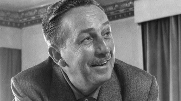   - Guliver/Getty images/Express, R. Mitchell 