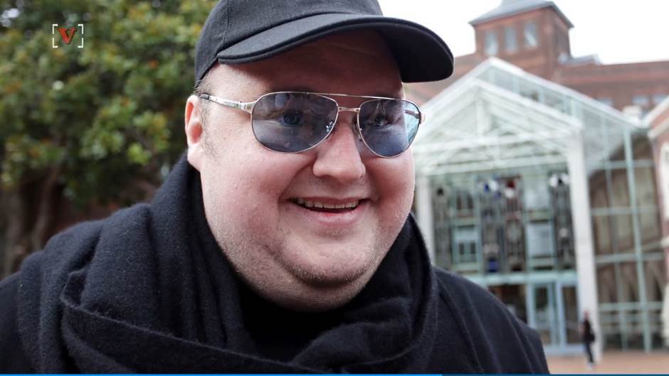   - YouTube/Screenshot 