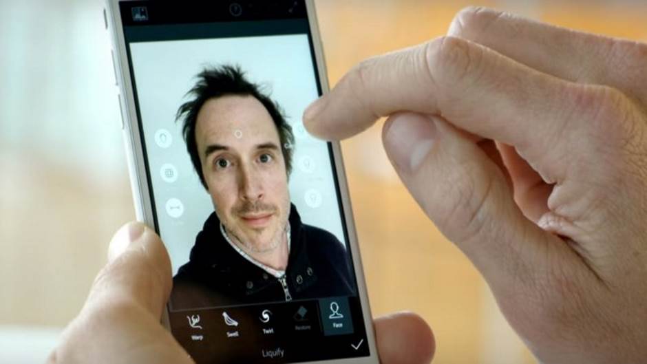 Adobe, Sensei, AI,veštačka inteligencija, selfi, aplikacija 