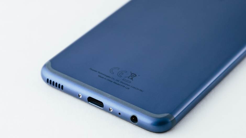   - MONDO portal/Huawei Srbija 