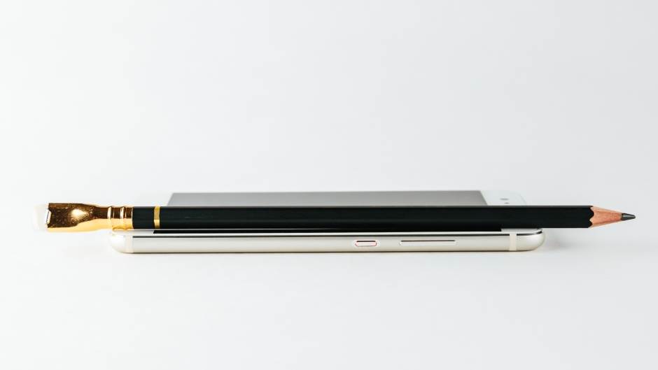   - MONDO portal/Huawei Srbija 