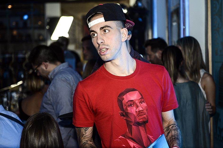   - MONDO/Stefan Stojanović 