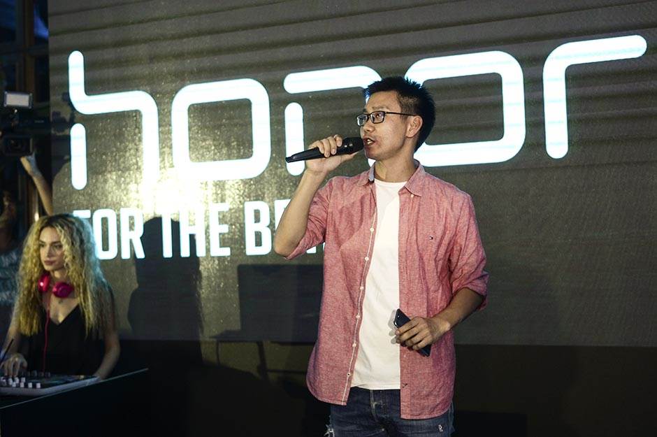   - MONDO/Stefan Stojanović 