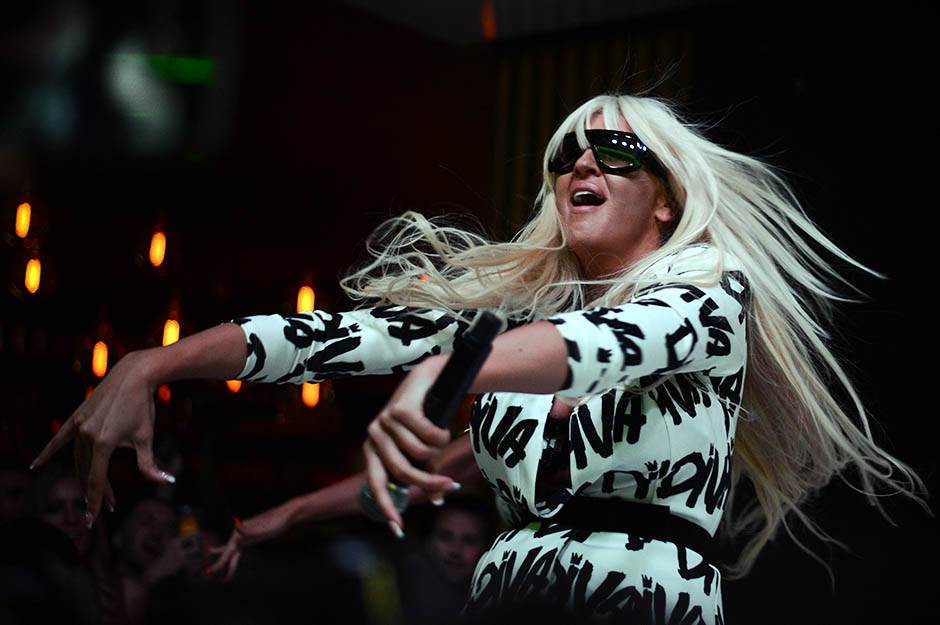   - Mondo/ Stefan Stojanović 