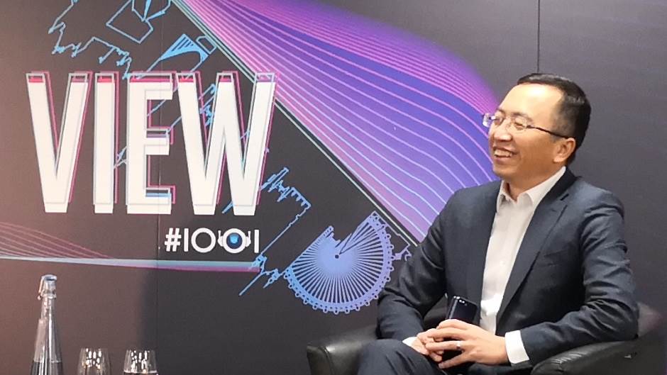 - MONDO portal / Marko Čavić    - MONDO portal / Marko Čavić