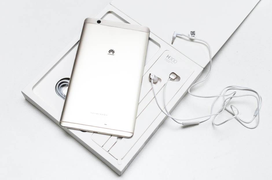   - Mondo/ Stefan Stojanović 