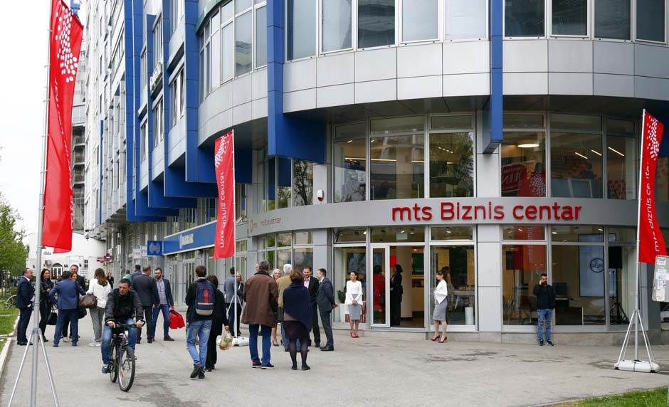   - MONDO/Goran Sivački 