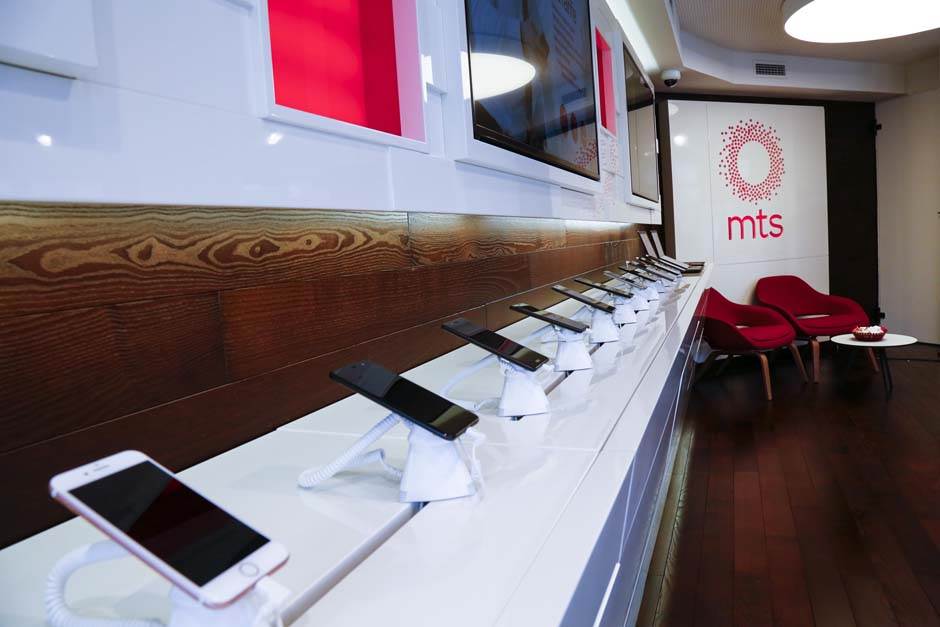 - MONDO/Goran Sivački    - MONDO/Goran Sivački