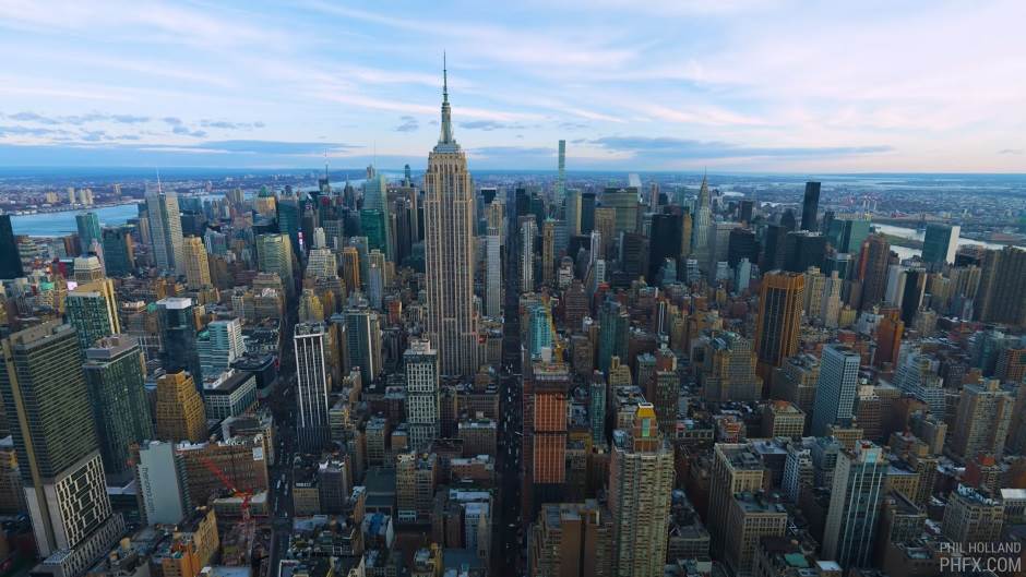 - YouTube / ScreenShot / Phil Holland    - YouTube / ScreenShot / Phil Holland