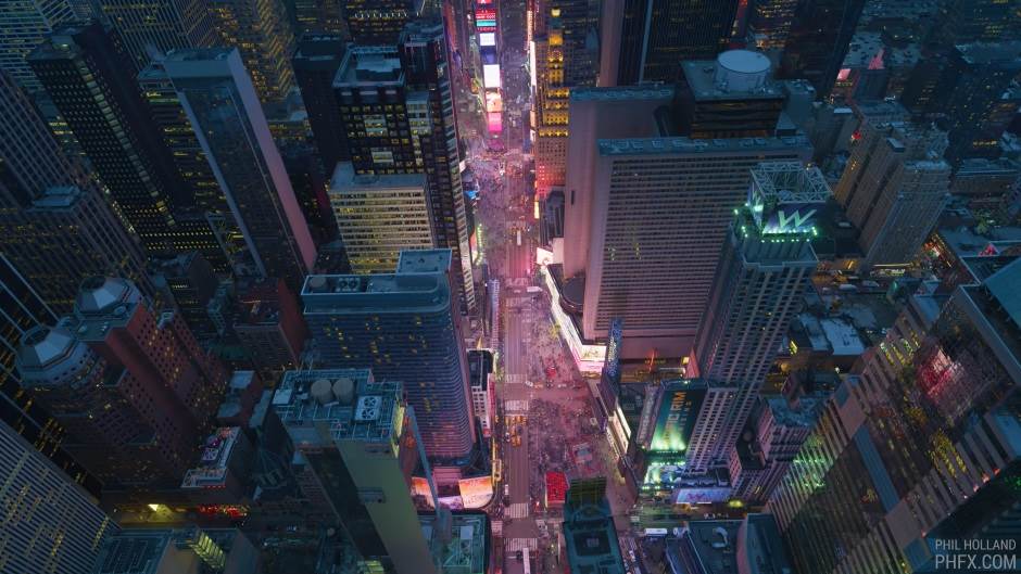 - YouTube / ScreenShot / Phil Holland    - YouTube / ScreenShot / Phil Holland