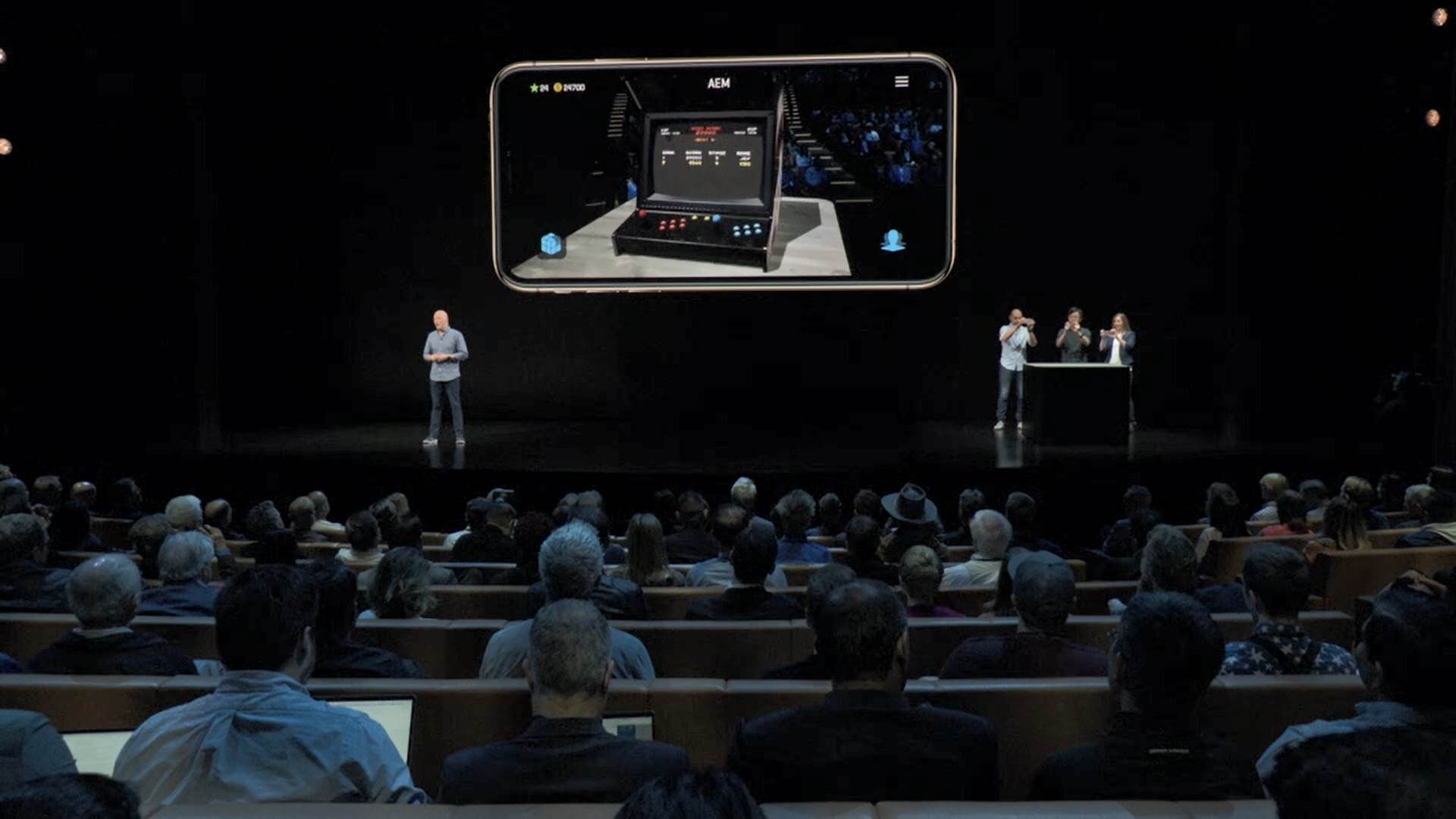 - Promo / Apple    - Promo / Apple
