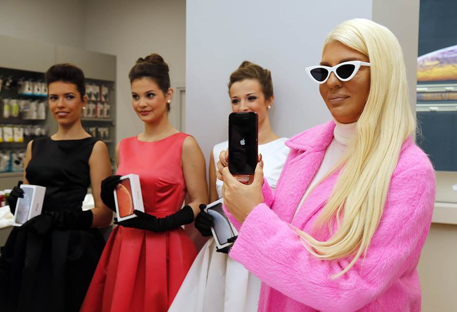 jelena-karleusa-promocija-iphone-mondo-goran-sivacki-21.jpg
