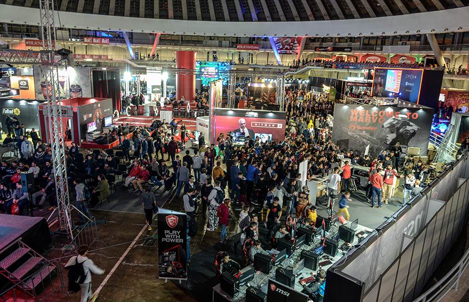 - MONDO/Stefan Stojanović    - MONDO/Stefan Stojanović