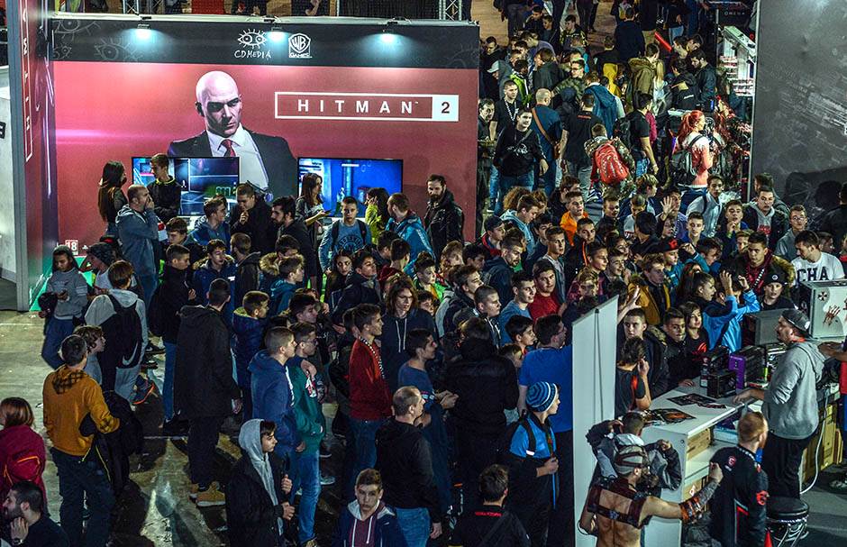 - MONDO/Stefan Stojanović    - MONDO/Stefan Stojanović