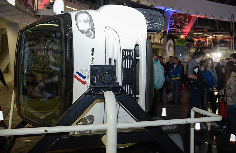 - MONDO/Stefan Stojanović    - MONDO/Stefan Stojanović