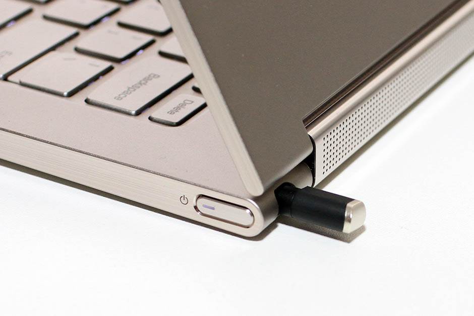   - MONDO/Stefan Stojanović 