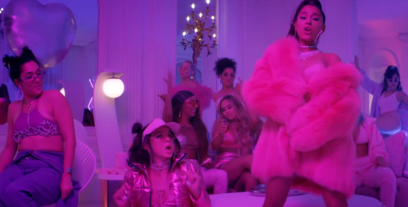   - YouTube/ArianaGrande 