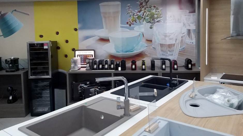   - MONDO portal / M. P. 