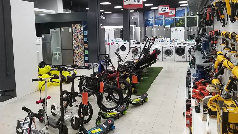   - MONDO portal / M. P. 