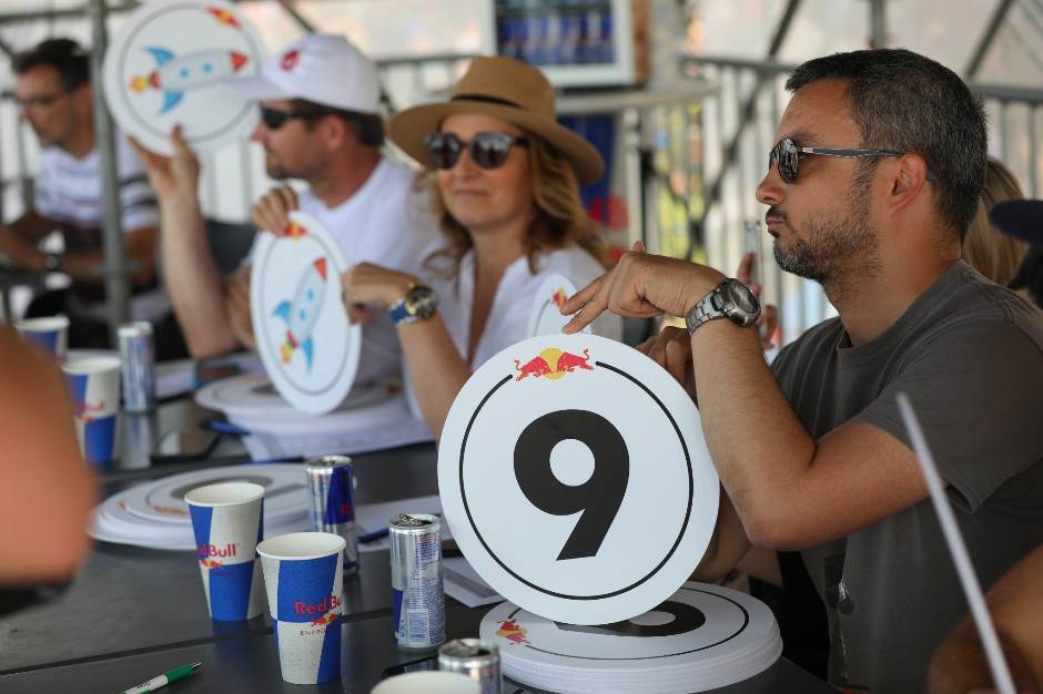   - MONDO/Stefan Stojanović 