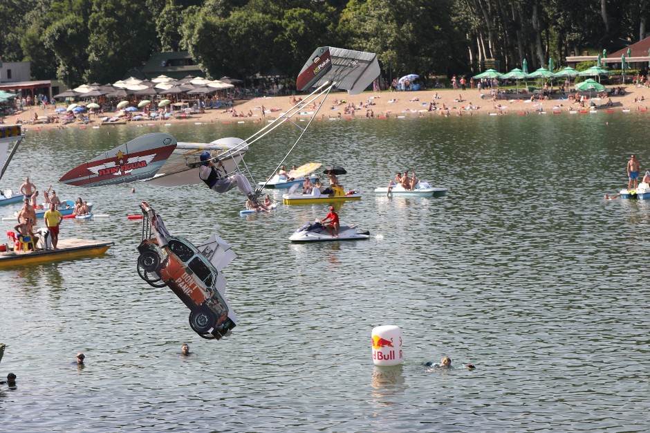   - MONDO/Stefan Stojanović 