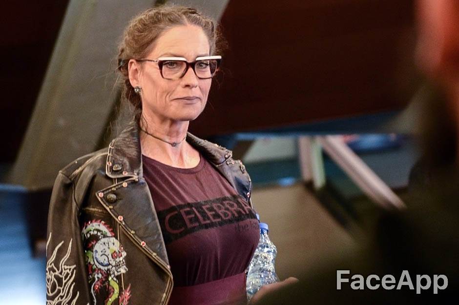 - MONDO/FaceApp    - MONDO/FaceApp