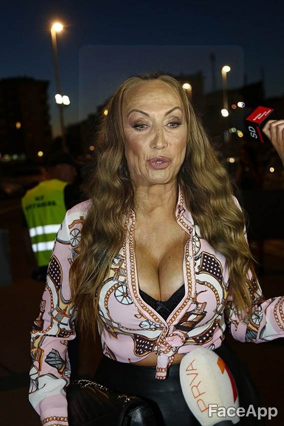 - MONDO/FaceApp    - MONDO/FaceApp