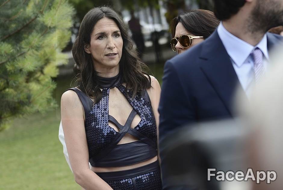 - MONDO/FaceApp    - MONDO/FaceApp