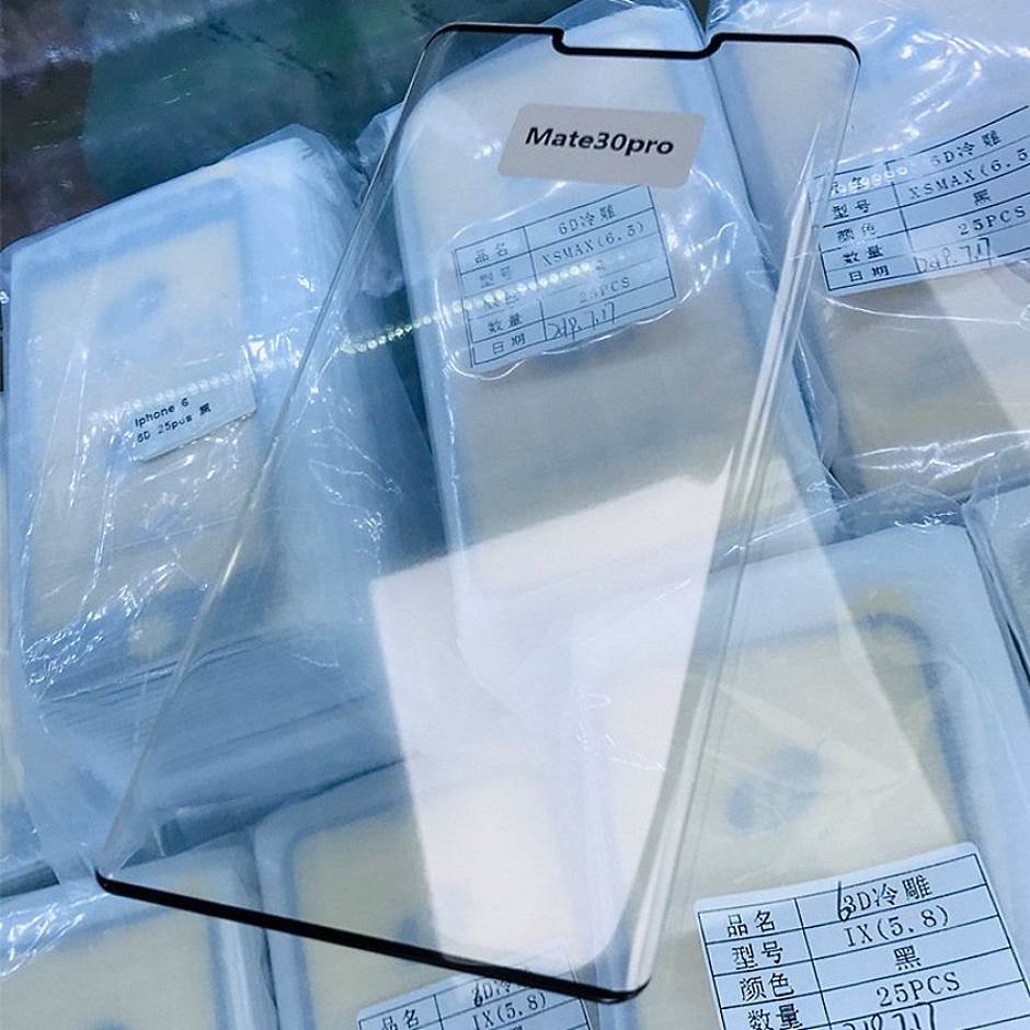   - MONDO / Twitter @IceUniverse / Weibo / PhoneArena 