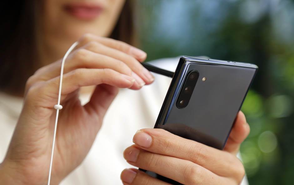   - MONDO/Goran Sivački 