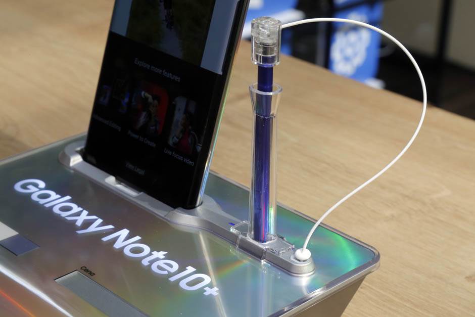   - MONDO/Goran Sivački 