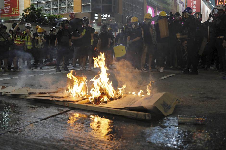   - Tanjug/AP Photo/Kin Cheung 