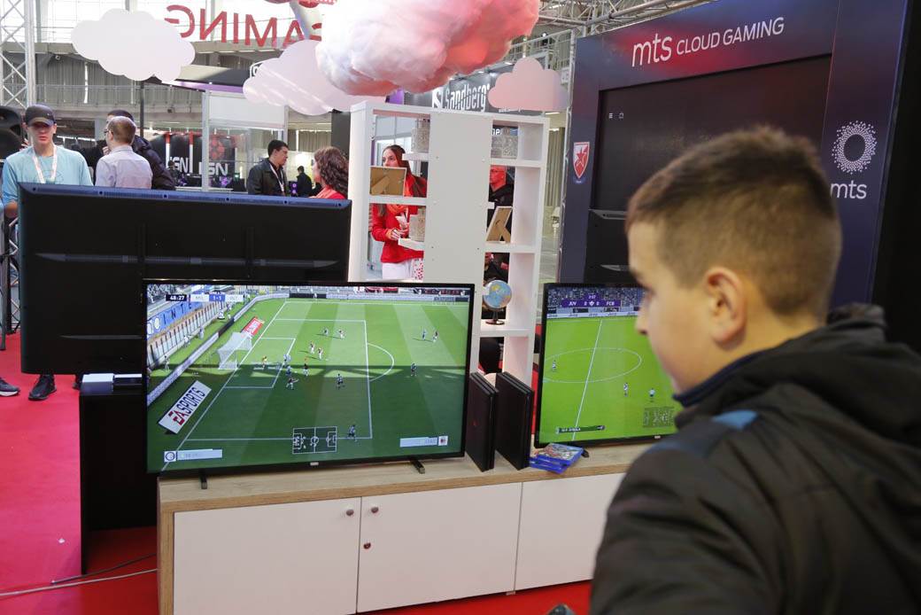   - MONDO/Goran Sivački 