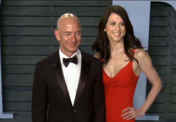   - Screenshot/Youtube 