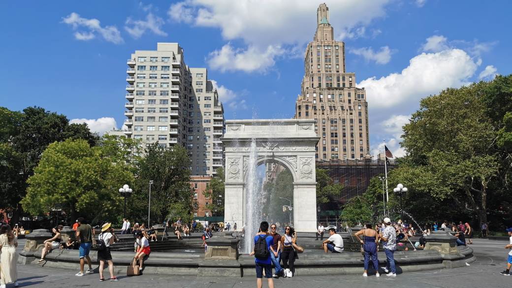 - MONDO / Marko Čavić    - MONDO / Marko Čavić