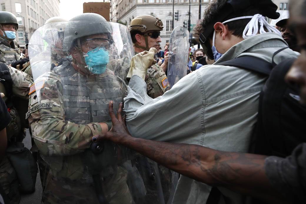   - Tanjug/AP Photo/Alex Brandon 