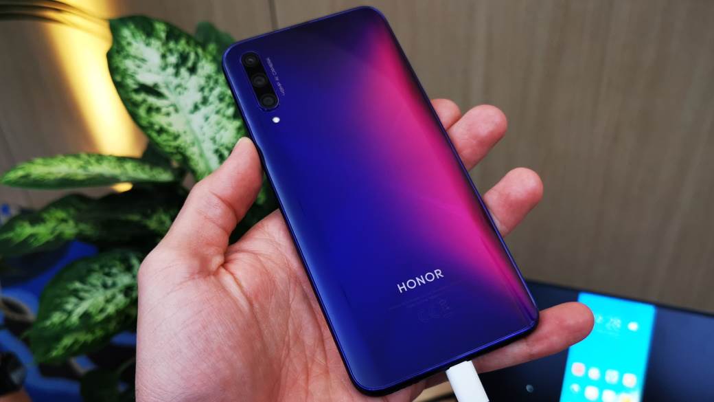   - MONDO / Marko Čavić 