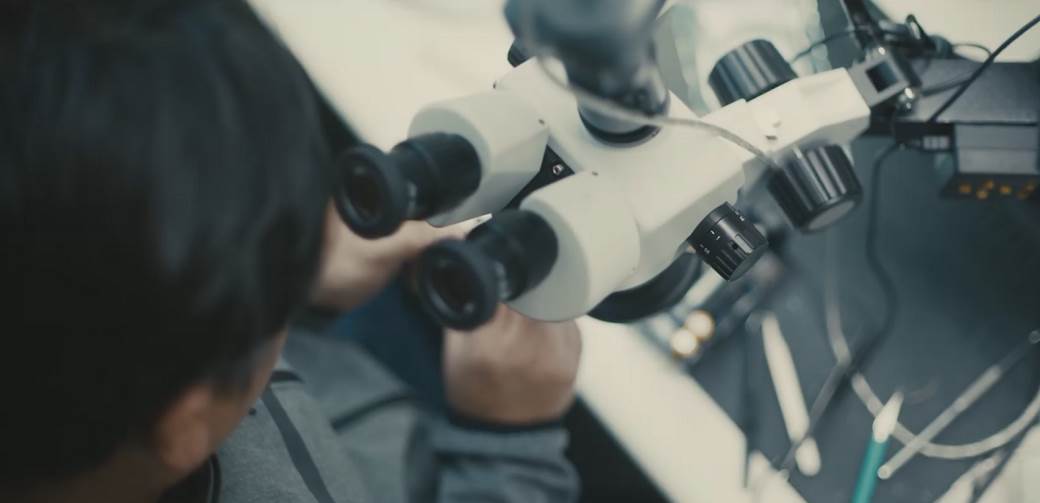   - VR trailers and clips 